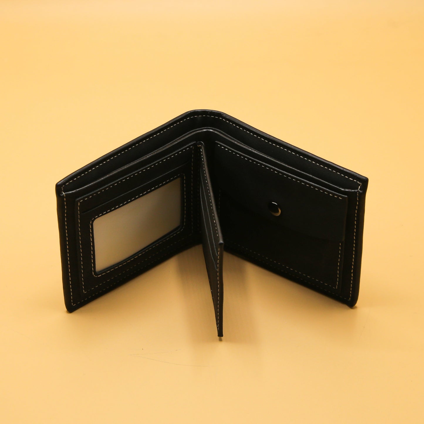 The Voyager Travel Wallet