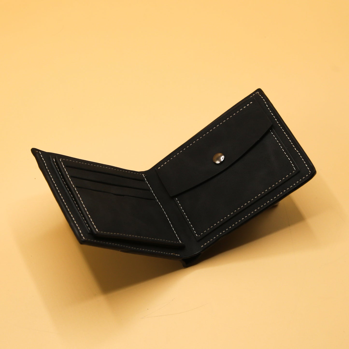 The Voyager Travel Wallet